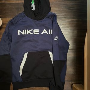 Brand new w tags Nike mens sweatshirt
